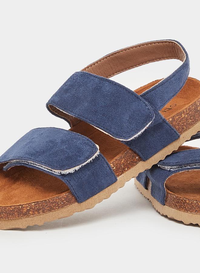 ستايلي صندل كاجوال بتفاصيل قماش - Image 3